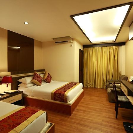 Hotel Shwe Gone Daing, Yangon Dış mekan fotoğraf