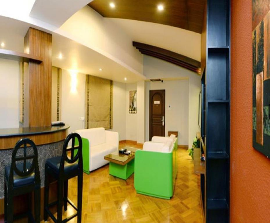 Hotel Shwe Gone Daing, Yangon Dış mekan fotoğraf